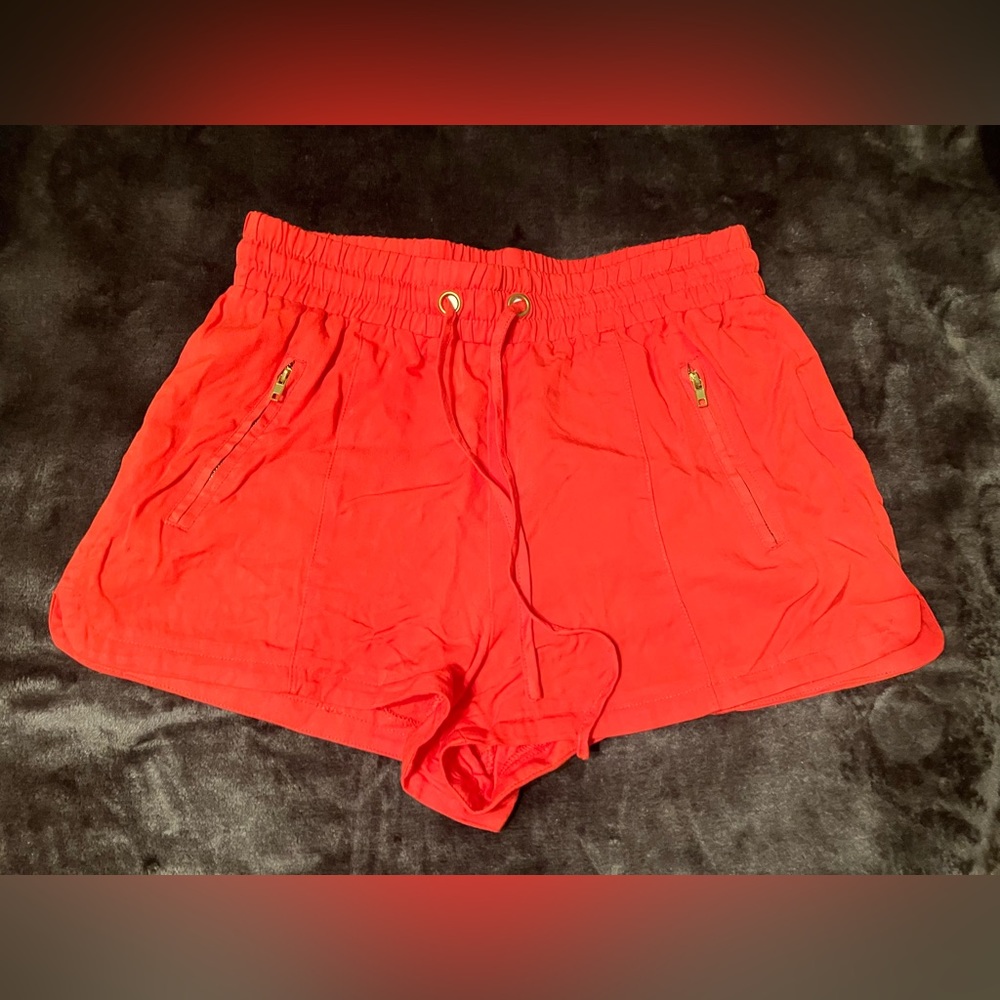 Mine Elastic Waist Short - Picture 1 of 3